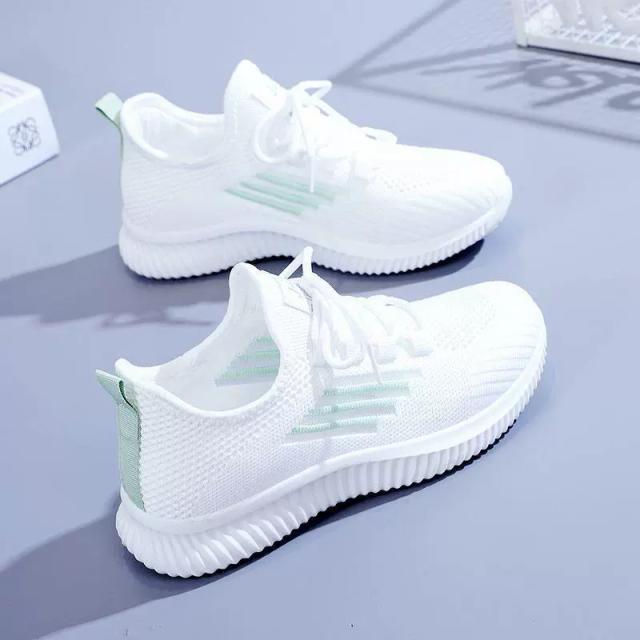 Shoys sport water sneakers for chunky running water